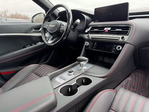 Used 2025 Genesis G70 3.3T Advanced image 8