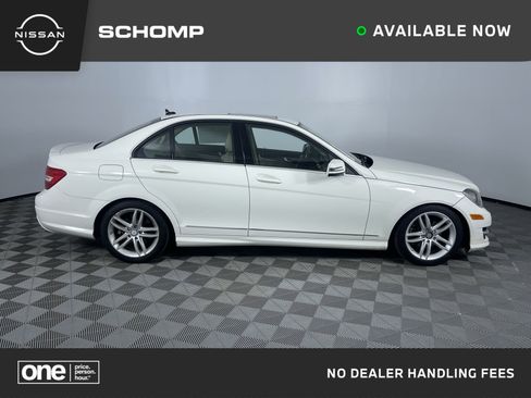 Used 2012 Mercedes-Benz C 300 4MATIC Sedan image 1