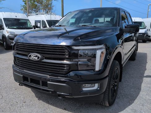 Used 2025 Ford F150 Platinum w/ Equipment Group 702A High AWD/4WD image 9