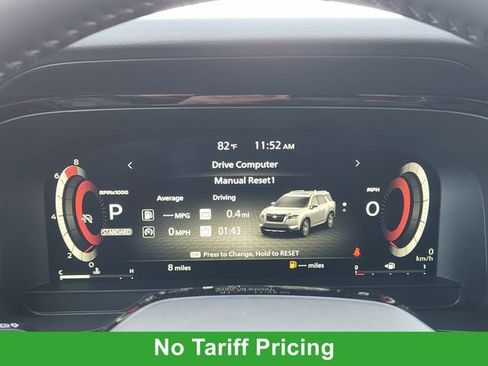 New 2026 Nissan Pathfinder Platinum image 12