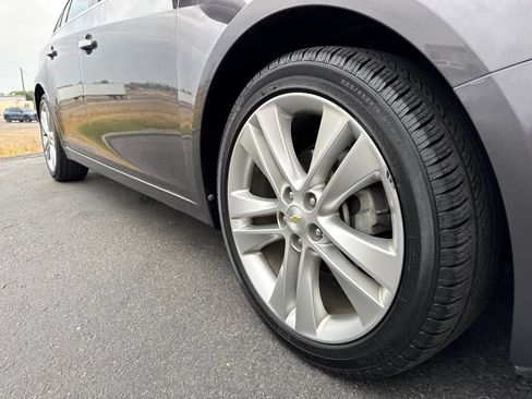 Used 2011 Chevrolet Cruze LTZ FWD image 7