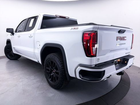 Used 2025 GMC Sierra 1500 Elevation w/ X31 Off-Road Package AWD/4WD image 2