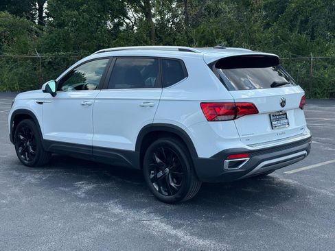 Used 2022 Volkswagen Taos SE AWD/4WD image 9