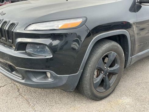 Used 2015 Jeep Cherokee Latitude w/ Cold Weather Group image 10