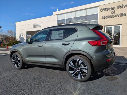 New 2026 Volvo XC40 B5 Ultra w/ Protection Package Premier image 4