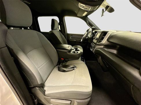 Used 2021 RAM 2500 Big Horn image 25