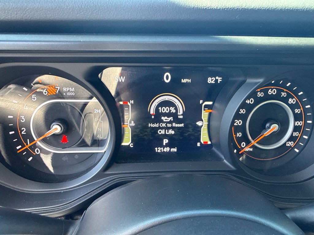 Certified 2026 Jeep Wrangler Unlimited Sahara AWD/4WD image 18