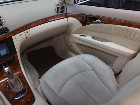 Used 2004 Mercedes-Benz E 500 4MATIC WAGON 4DR SEDAN image 22