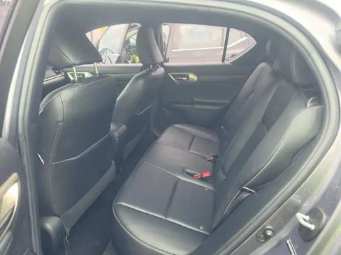 Used 2014 Lexus CT 200h w/ F Sport w/Nuluxe Interior FWD image 10