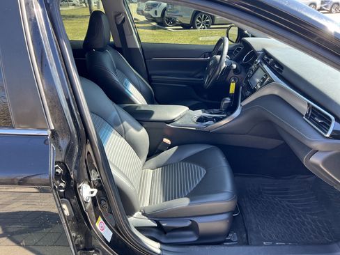 Used 2018 Toyota Camry SE image 28
