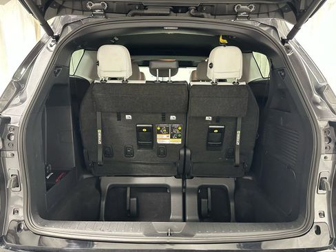 Used 2025 Toyota Sienna XSE image 52
