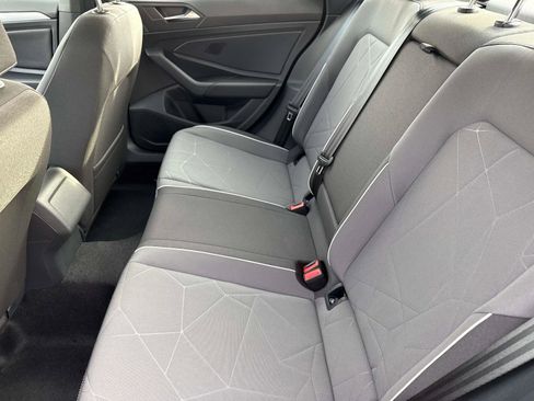 Used 2025 Volkswagen Jetta Sport image 13