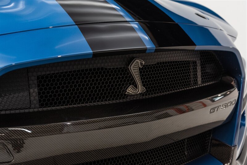 Used 2021 Ford Mustang Shelby GT500 w/ Carbon Fiber Track Pack RWD image 21