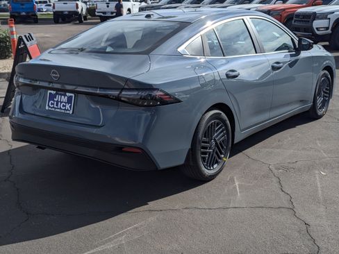 New 2026 Nissan Sentra SV image 2