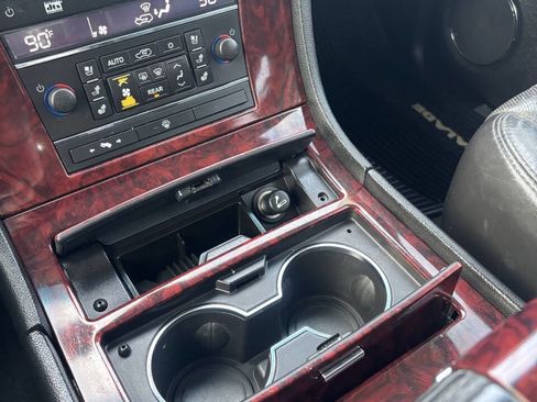 Used 2008 Cadillac Escalade Base AWD 4dr SUV image 11