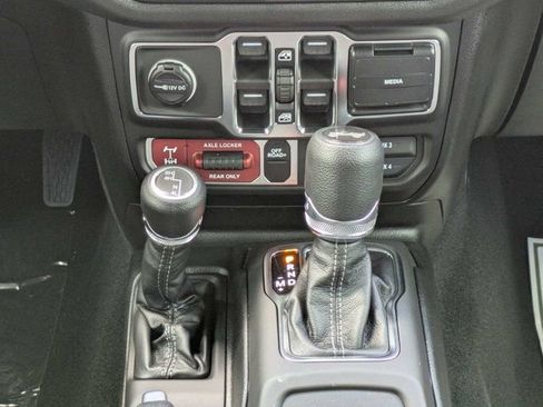 New 2026 Jeep Wrangler Willys AWD/4WD image 19