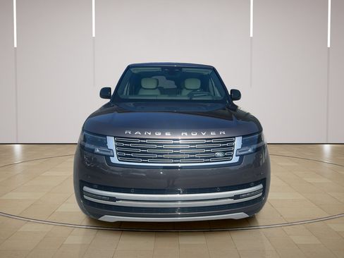 Used 2025 Land Rover Range Rover Autobiography AWD/4WD image 10
