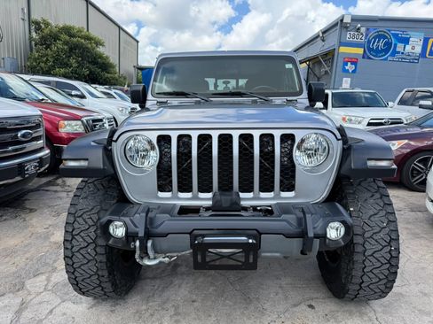 Used 2020 Jeep Gladiator Sport w/ Quick Order Package 24S AWD/4WD image 2