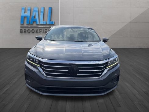 Used 2022 Volkswagen Passat 2.0T SE FWD image 8
