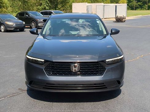 Used 2023 Honda Accord EX image 3