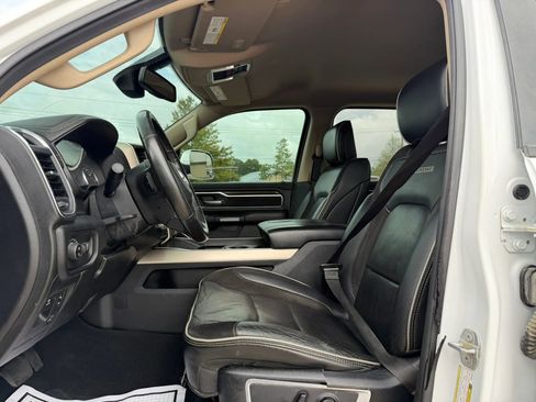 Used 2019 RAM 1500 Laramie image 10