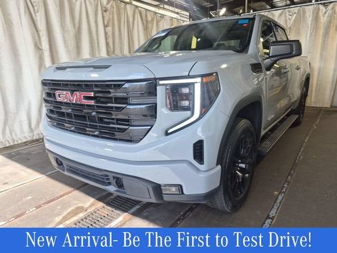 Used 2024 GMC Sierra 1500 Elevation AWD/4WD image 1