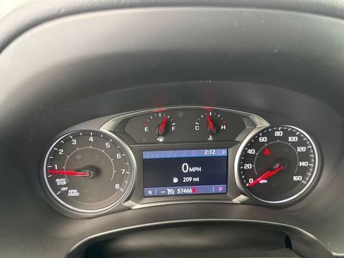Used 2024 GMC Terrain SLT AWD/4WD image 26