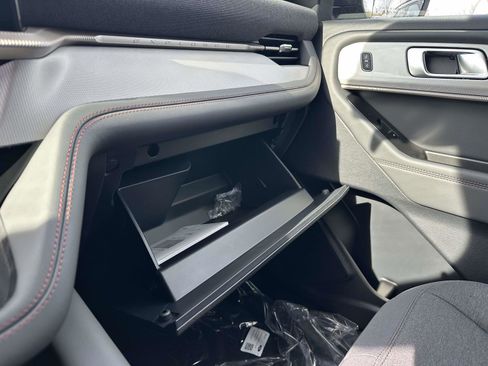 New 2026 Ford Explorer Active image 17