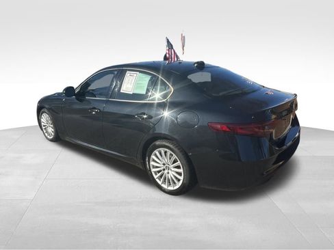 Used 2023 Alfa Romeo Giulia Sprint image 18