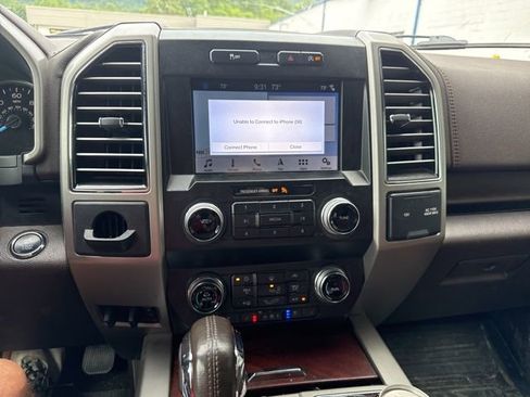 Used 2019 Ford F150 King Ranch w/ Equipment Group 601A Luxury RWD image 3