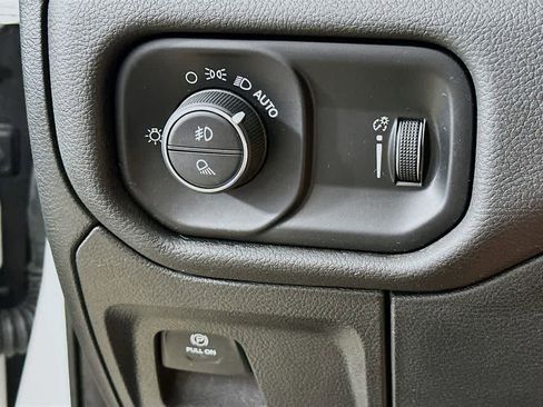 Used 2023 RAM 1500 Big Horn image 27