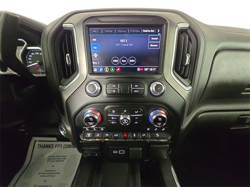 Used 2022 GMC Sierra 3500 Denali image 11