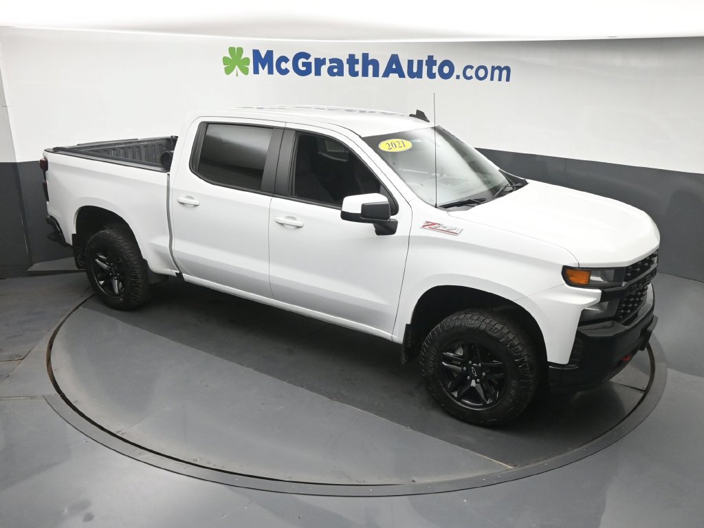 Used 2021 Chevrolet Silverado 1500 Custom Trail Boss AWD/4WD image 3