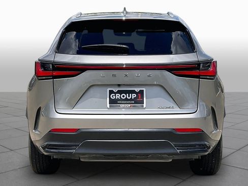 Used 2024 Lexus NX 250 FWD w/ Towing Package (2000 Lbs) image 5