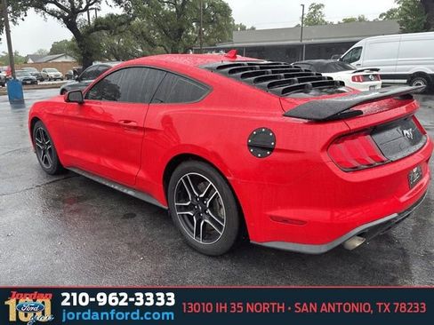 Certified 2022 Ford Mustang Premium RWD image 4