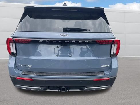 New 2026 Ford Explorer Active w/ Active Comfort Package AWD/4WD image 3