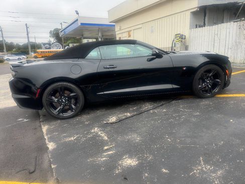 Used 2019 Chevrolet Camaro SS image 6