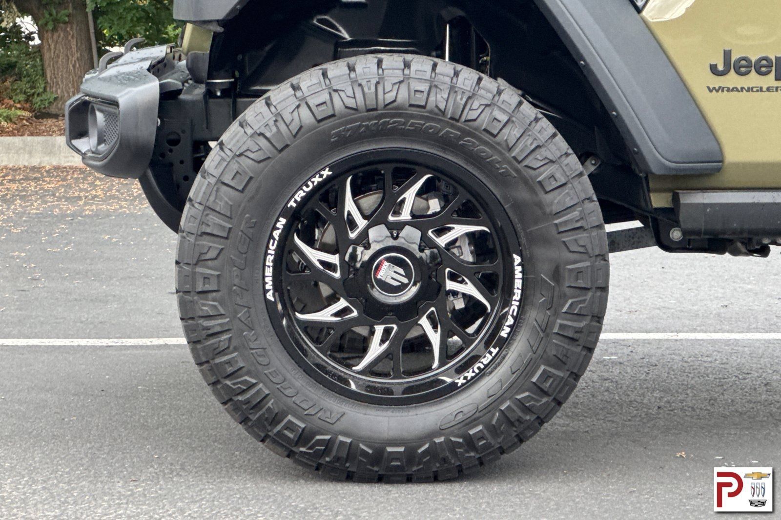 Used 2025 Jeep Wrangler Unlimited Sport AWD/4WD image 33