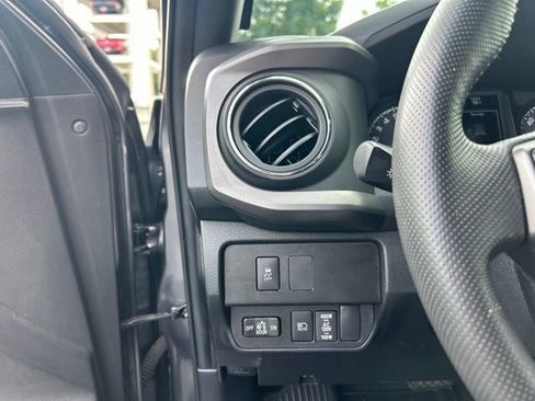 Used 2023 Toyota Tacoma TRD Sport AWD/4WD image 26