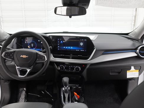 New 2026 Chevrolet Trax LT w/ LT Convenience Package image 35