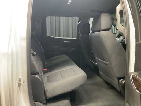 Used 2021 GMC Sierra 1500 Elevation w/ Preferred Package AWD/4WD image 9