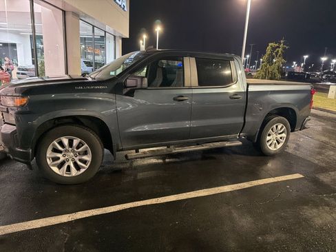 Used 2020 Chevrolet Silverado 1500 Custom w/ Custom Value Package image 22