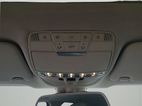 Used 2019 Mercedes-Benz GLC 300 image 41