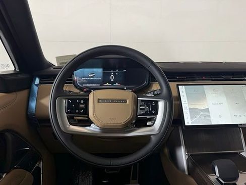 New 2026 Land Rover Range Rover SE image 22