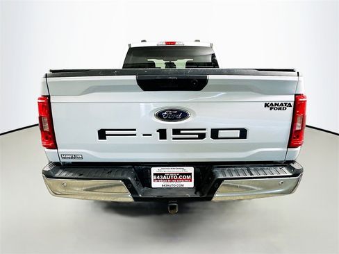 Used 2022 Ford F150 XLT w/ Trailer Tow Package image 6