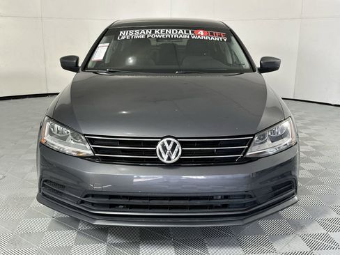 Used 2017 Volkswagen Jetta S FWD image 3