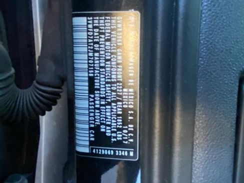 Used 2018 Volkswagen Beetle 2.0T S image 6