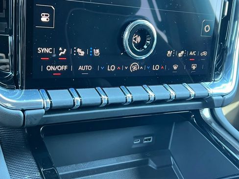 New 2026 GMC Yukon Elevation w/ Elevation Premium Package AWD/4WD image 34
