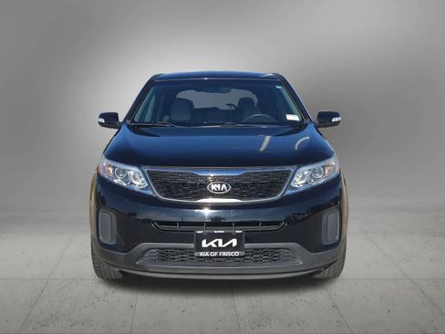 Used 2015 Kia Sorento LX image 9
