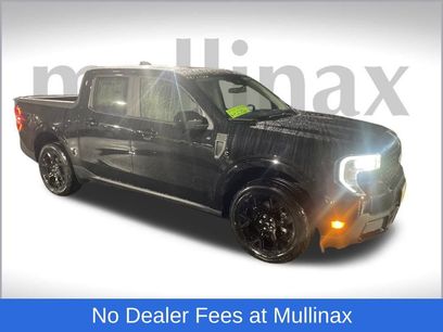 New 2025 Ford Maverick Lariat w/ Black Appearance Package